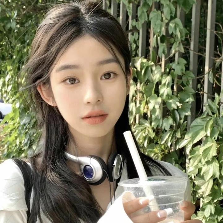 垂乳女